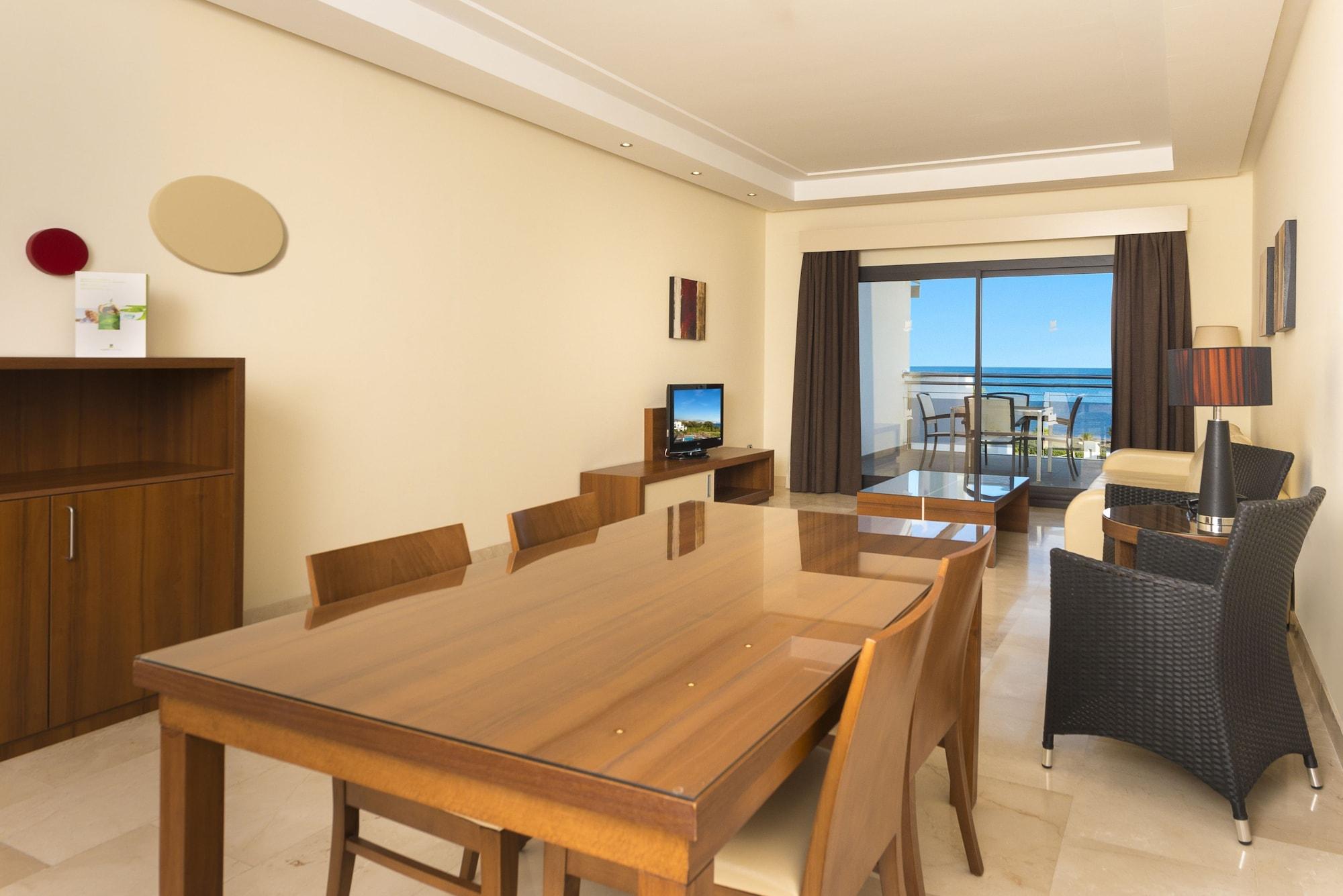 Estepona Hotel & Spa Resort Eksteriør billede