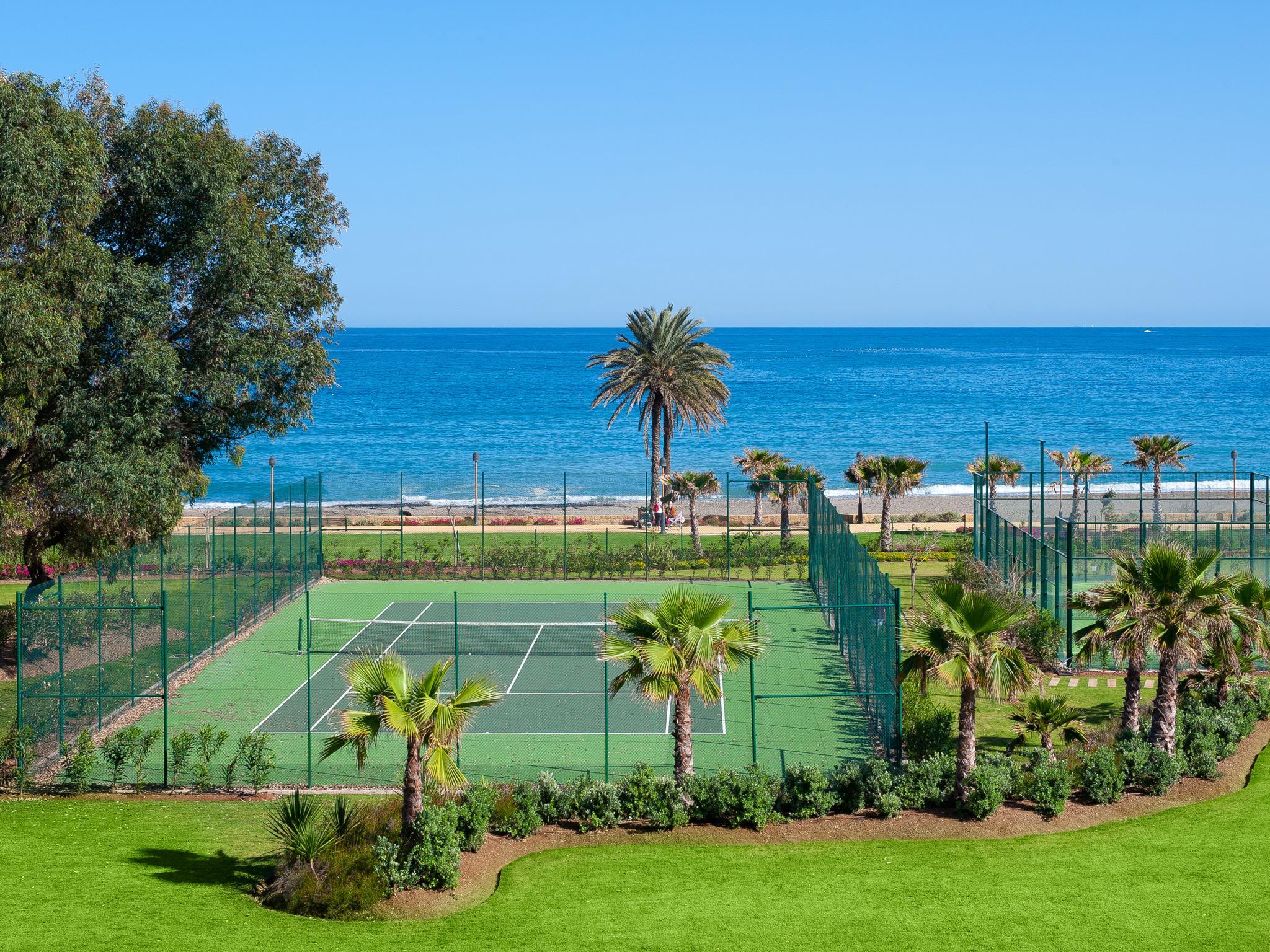 Estepona Hotel & Spa Resort Eksteriør billede