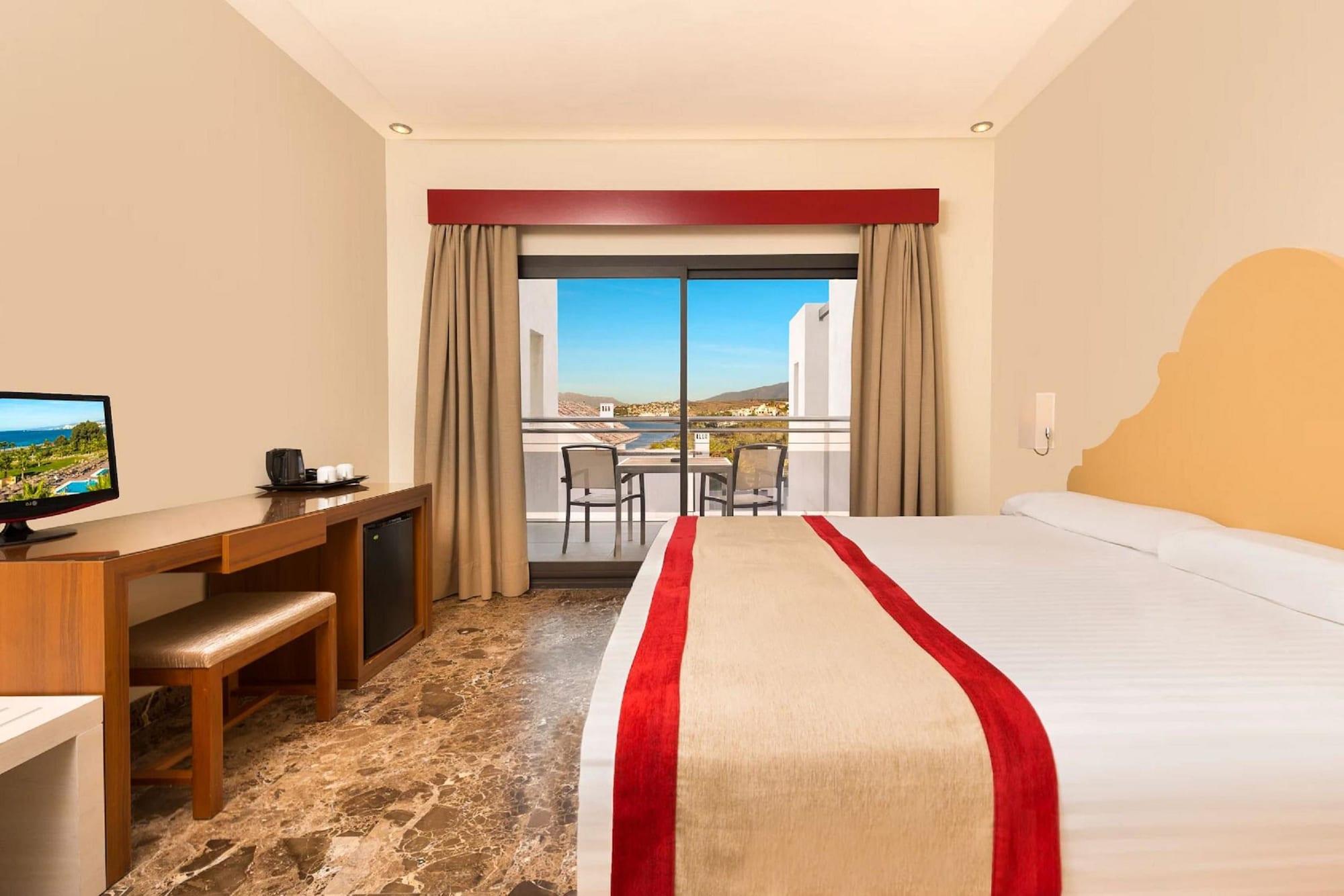 Estepona Hotel & Spa Resort Eksteriør billede